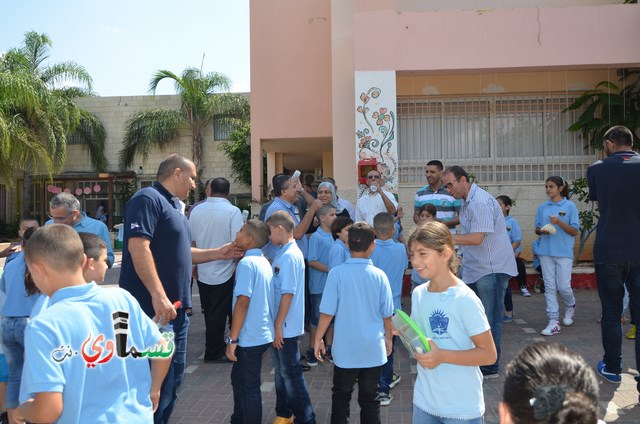 رئيس البلدية المحامي عادل بدير يهنئ الطلاب وأولياء الأمور والمدراء والمعلمين بمناسبة بداية السنة الدراسية 2015/2016..